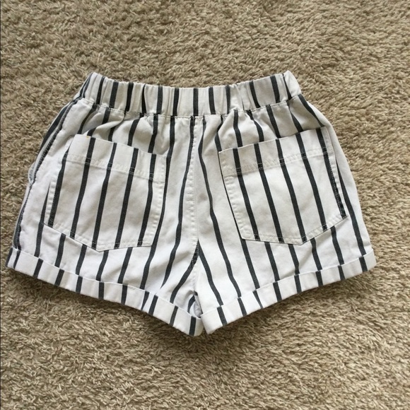 Forever 21 Shorts - Picture 7 of 13